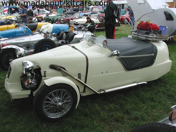 Cradley Motor Works - Lomax 223. This is a lovely example